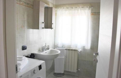 CA' GIALLA 5 - sul Lago di Lugano, Dog friendly, Balcone & Parcheggio - - Foto 8