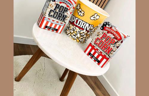 Studio EASY Check-in DISNEY 10 minutes Parking Wifi Welcome gift Starbucks coffee - Foto 5