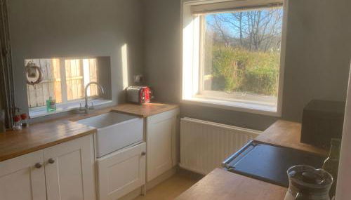 East View House - Photo 3