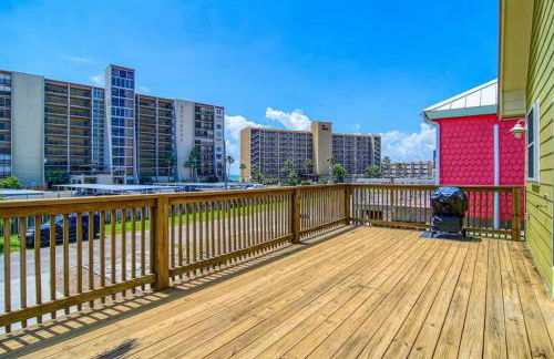 Coastal Chill Spot - Cozy 2BR Villa By The Beach - Foto 4