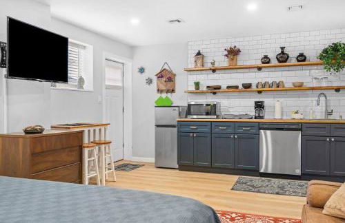 Trendy & Hip South Side Studio Walk to Downtown - Foto 9