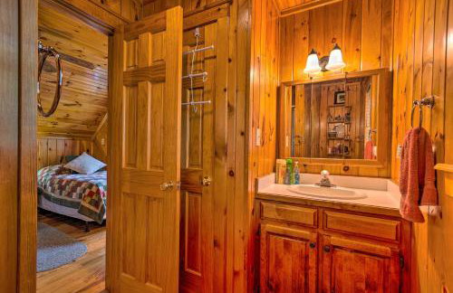11 Mi to Boone Secluded Pet-Friendly Cabin! - Photo 20