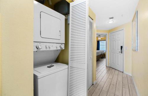 Serene Oceanfront Getaway 1BR with Private Balcony at Wyndham Oceanwalk - Foto 15