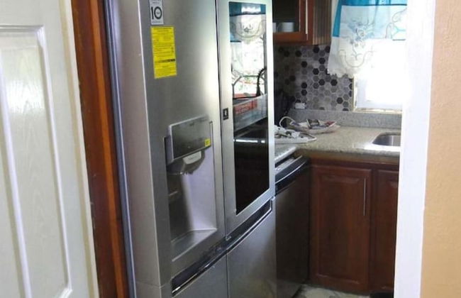 Immaculate 2-bed House in Greater Portmore - Foto 17