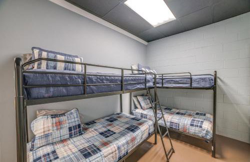 Dock and Deck at Kentucky Lake Family Retreat! - Foto 18