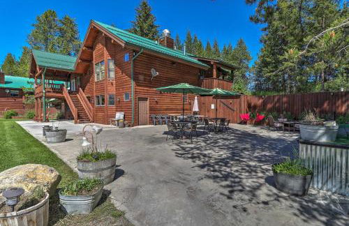 Trego Cabin with Mtn Views, Easy Access to Lake - Foto 22
