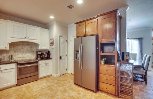 College Station Family Home 3 Mi to Texas A and M! - Photo 6