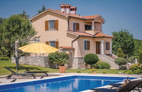 5 Bedroom Beautiful Home In Labin - Photo 10