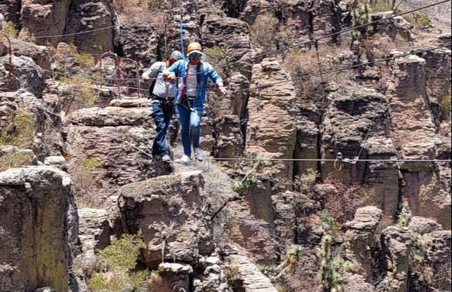 Boca de Túnel Adventure Tour + Winery Visit - Foto 4