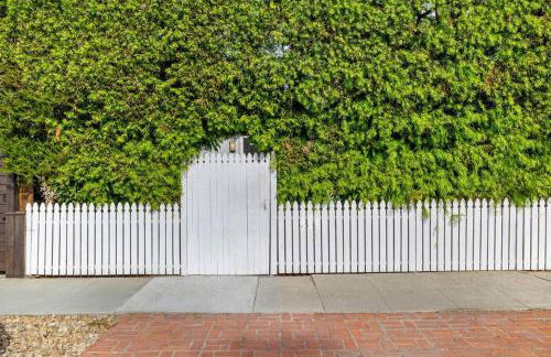 Charming Zen Venice Beach 3BR Home w/Patio & W/D - Foto 14