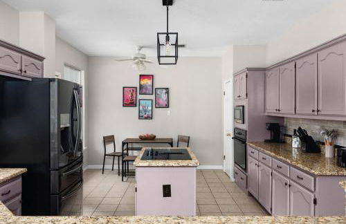 Hidden Gems with Pool and Game room - Foto 26