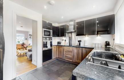 Cairn BNB Introduces Mavisbank Gardens - where homely charm meets modern living - Foto 14