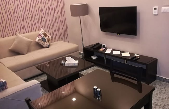 Shams al weibdeh hotel apartment - Photo 22