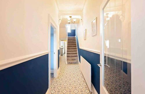 Stanley-3 Bdrm House Ideal for Contractors Near Beach - Foto 10