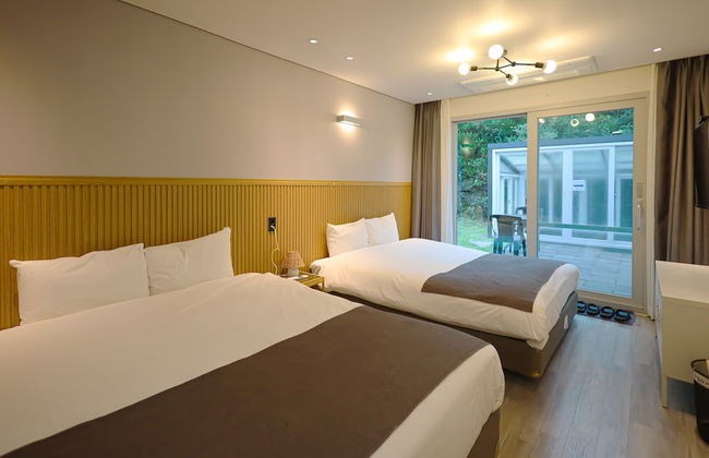 Pool & Villa Sorang - Photo 10