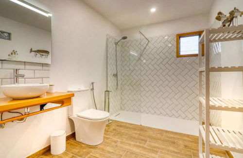 Spacious Home with Tropical Garden, BBQ, Near Seaside - Foto 15