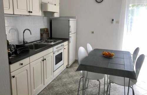 Apartments Brezović Škrapavac - 40m from the beach - Photo 32