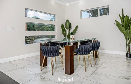 Sprawling Home w Rooftop Spot - Foto 49