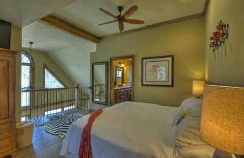 Waterfall Overlook at Bearfoot Falls - Foto 31