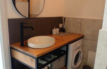 Campus House - Photo 6