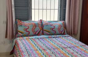 CASA - 3 quartos com ar - garagem para 3 carros - Foto 18