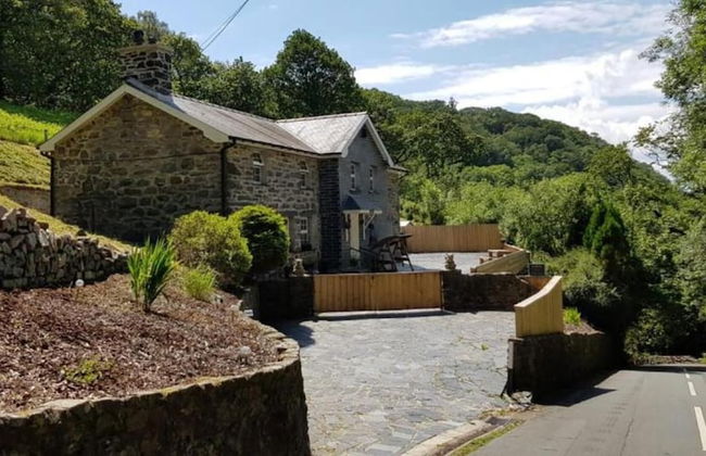 Snowdonia-3bedroom-2 Bathroom-petfriendly-garden - Photo 25