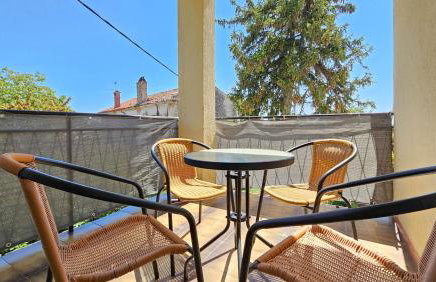 Stelia F. - Photo 15