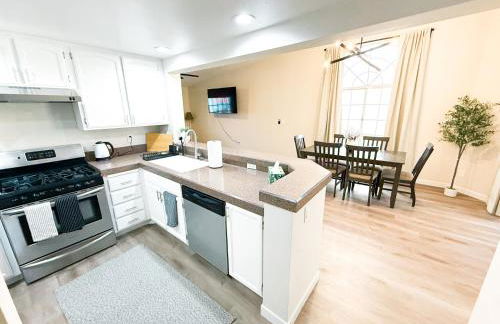 8 Mins From The Strip & 5 From Airport with Pool - Foto 12