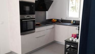 Gîte les iris Fleurs des Pyrénées - Climatisation - Borne VAE - Foto 5