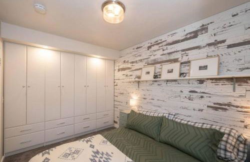 Charming Cozy Cottage with Hot Tub - Foto 34