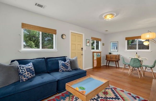 Old Town Retreat w/ Vintage Flair Near Csu, Bikes! - Photo 13