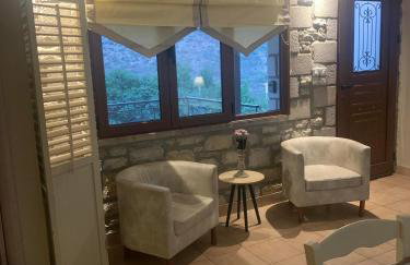 Pera Vrisi - Photo 1