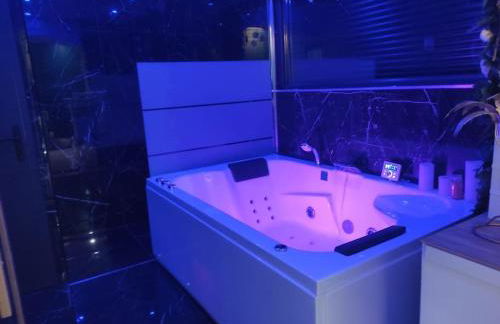 Sauna, jacuzzi, terrasse et parking - Foto 22