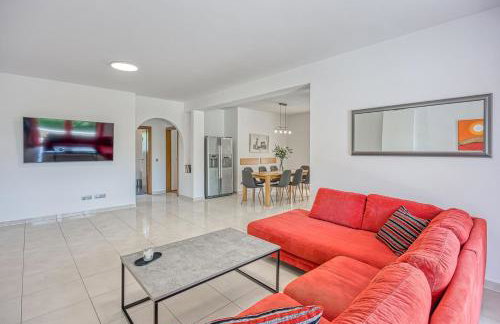 Holiday House Iris with Private Pool - Foto 24