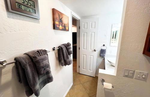 Cozy & Peaceful Sedona Condo with Pool, walk to Restaurants, Shops & Hiking Nearby - Foto 14