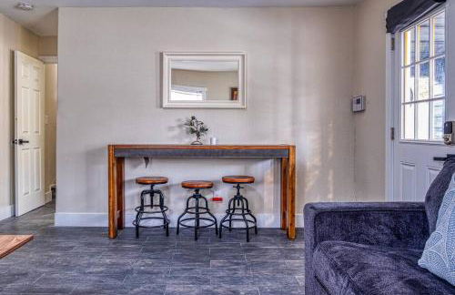 4BR Victorian Walk to UC Davis & Shriner Med Cen - Foto 20