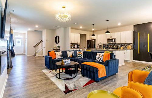 Special Deal! Raleigh Luxe Family Retreat, 15 Min to Downtown, Kids Gear, Fast WiFi for WFH, EV & Pet Friendly - Foto 12