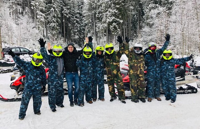Passeio SnowMobiles em montanhas dos Cárpatos - Foto 14