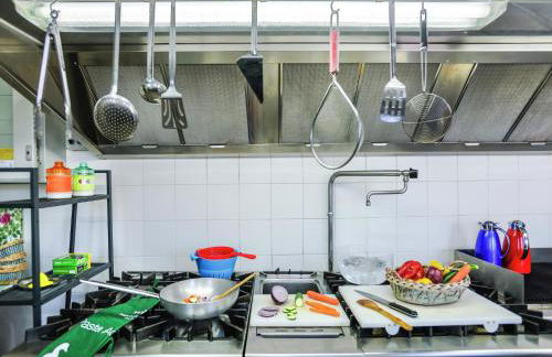 Villa w/ Wine Tours Near Beach - Photo 24