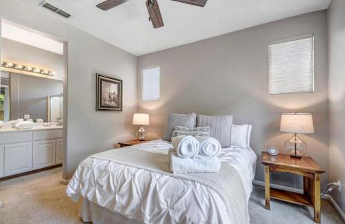 Wine Country Retreat with Hot Tub & Mini Golf - Foto 38