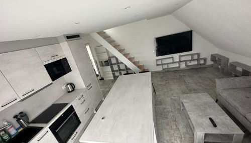 New construction attic apartment top amenities - Foto 5