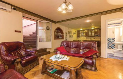 Three-Bedroom Holiday Home In Praputnjak - Foto 10