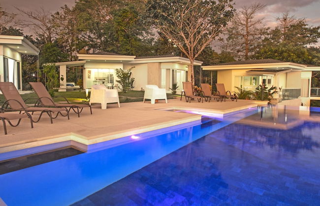 Adeluna Luxury Ocean View Villas - Foto 67