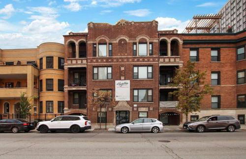 Studio Apt with Laundry, Near Shops! - Montrose Studio rep - Photo 14