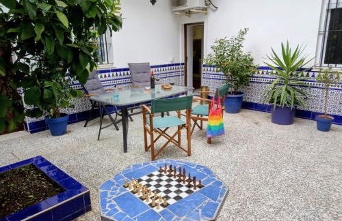 Casa Valientes B - Parking privado gratis & patio interior - Foto 1