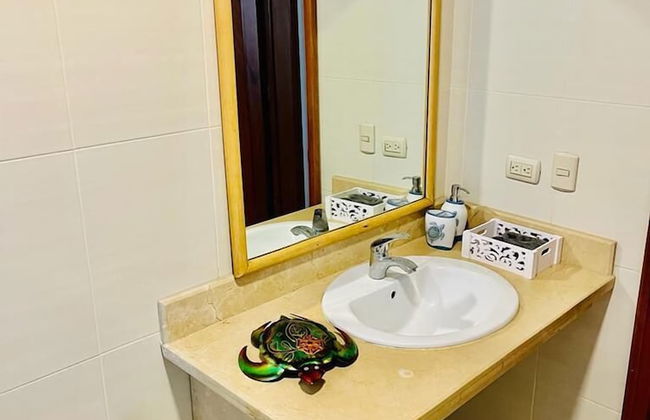 2 Minute Walk to Beach 1bdrm Condo with Pool - Foto 19