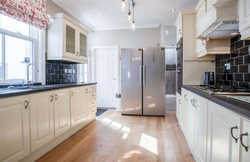 Overland Road – 4 Bedroom House – Mumbles - Foto 110