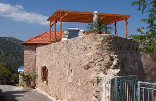 Charmante maison crétoise à Embrosneros - Photo 32