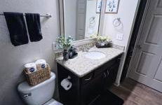 Vibrant Oasis in the Heart of Midtown & Downtown - Foto 15