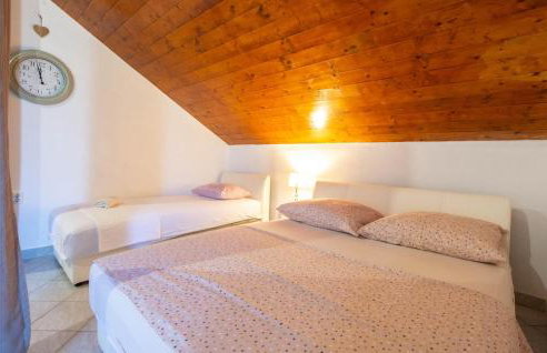 Lovely Home In Neoric - Photo 41